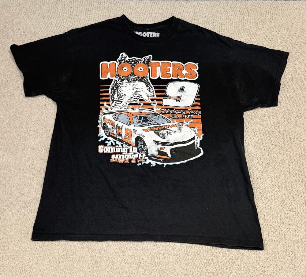 Hooters Racing #9 Ripple Junction Graphic T-Shirt XL Black